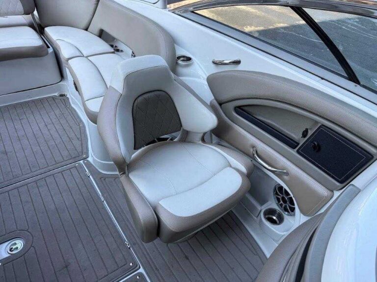 2023 Crownline E275 - Arch - JUST REDUCED!!! US-KIS88784F223 [photo 9]